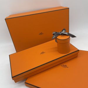 ショップ袋 ショップ袋HERMES（エルメス）のオレンジ色の箱にはこんな秘密が！？ - Vintage ...